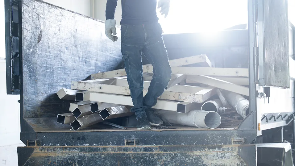 軽量鉄骨造住宅の解体